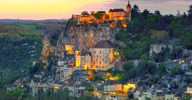 Ce magnifique village médiéval est très prisé des vacanciers français pour cet été 2024