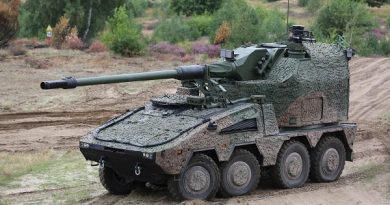 La British Army va moderniser son artillerie avec le système allemand RCH-155, monté sur un blindé Boxer
