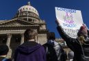 La Cour suprême examine l’interdiction de l’avortement dans l’Idaho