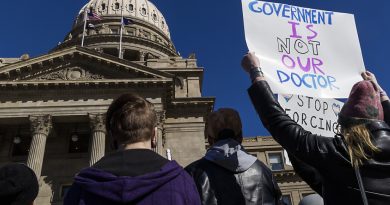 La Cour suprême examine l’interdiction de l’avortement dans l’Idaho