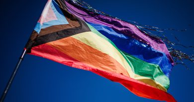 Une nouvelle loi anti-LGBT+ prévoit jusqu’à 15 ans de prison