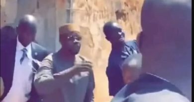 Le PM Ousmane Sonko effectue une visite surprise à la prison de Cap Manuel où il était emprisonné. Ndeysann ! (vidéo)